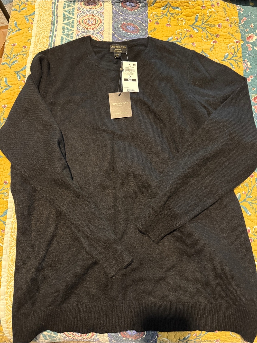 100% Cashmere Charter Club Black Crewneck Sweater - Classic Knit